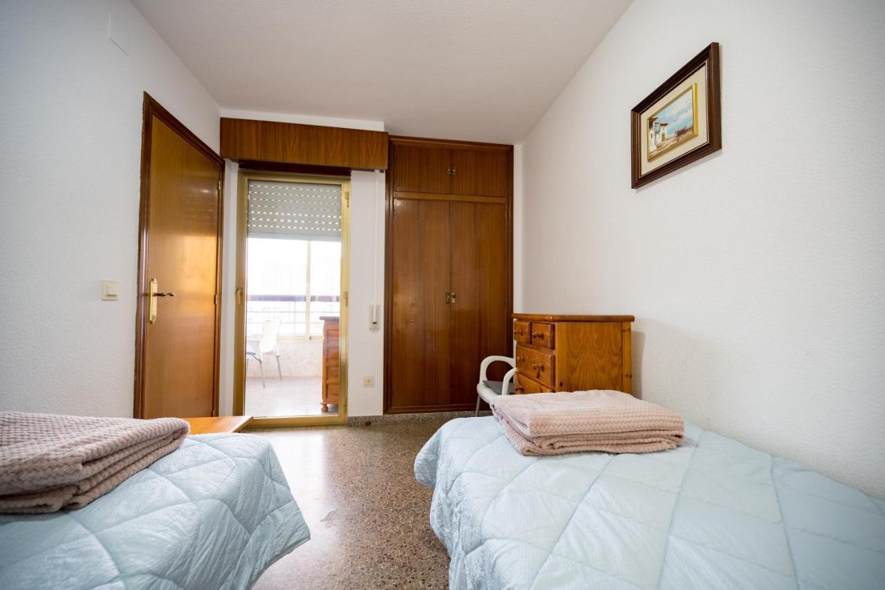 One Bedroom Flat With Shared Pool In Acuarium II Benidorm Ngoại thất bức ảnh